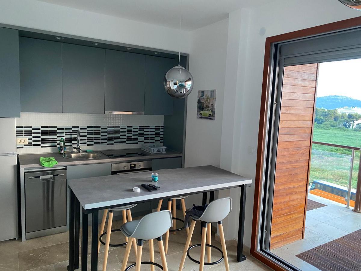 Bitcoin And Ethereum Deluxe Apartments Bar Eksteriør billede