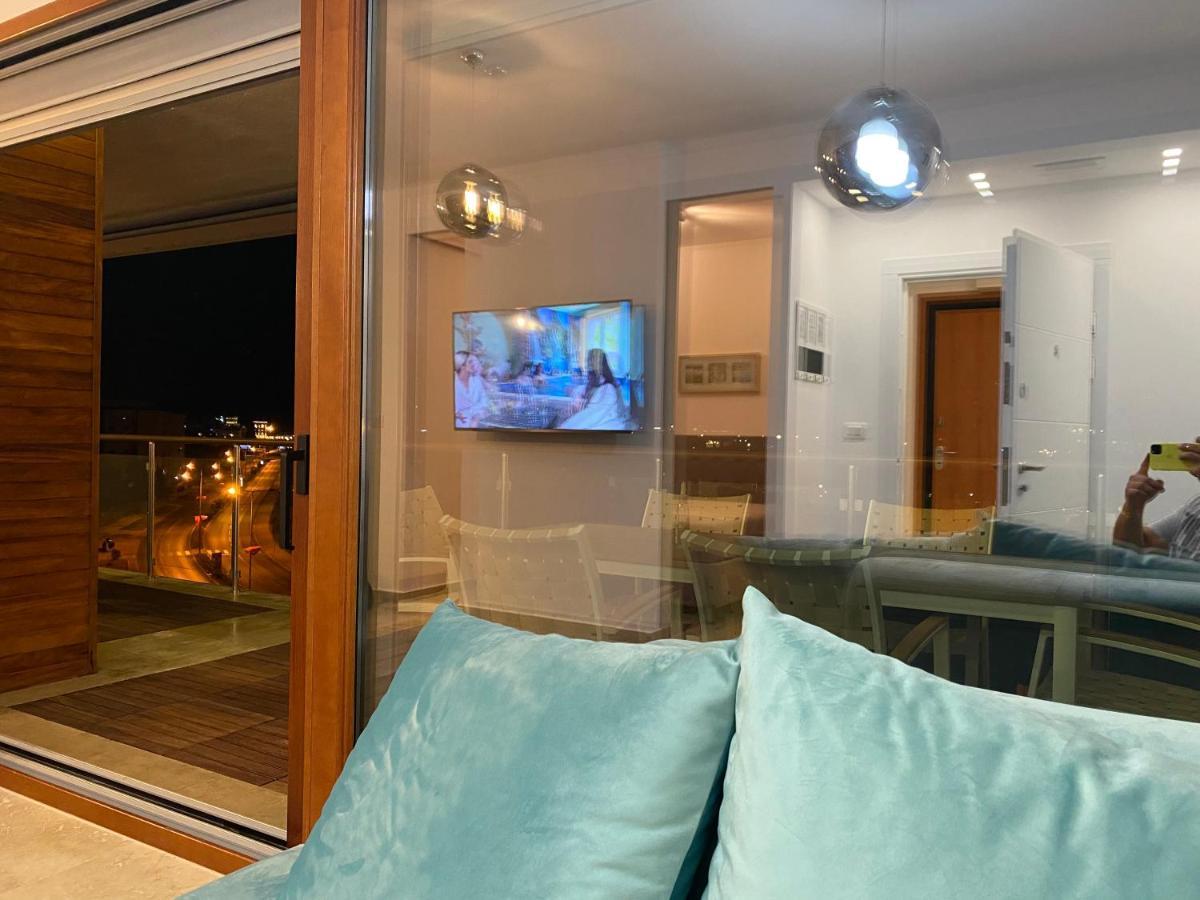 Bitcoin And Ethereum Deluxe Apartments Bar Eksteriør billede