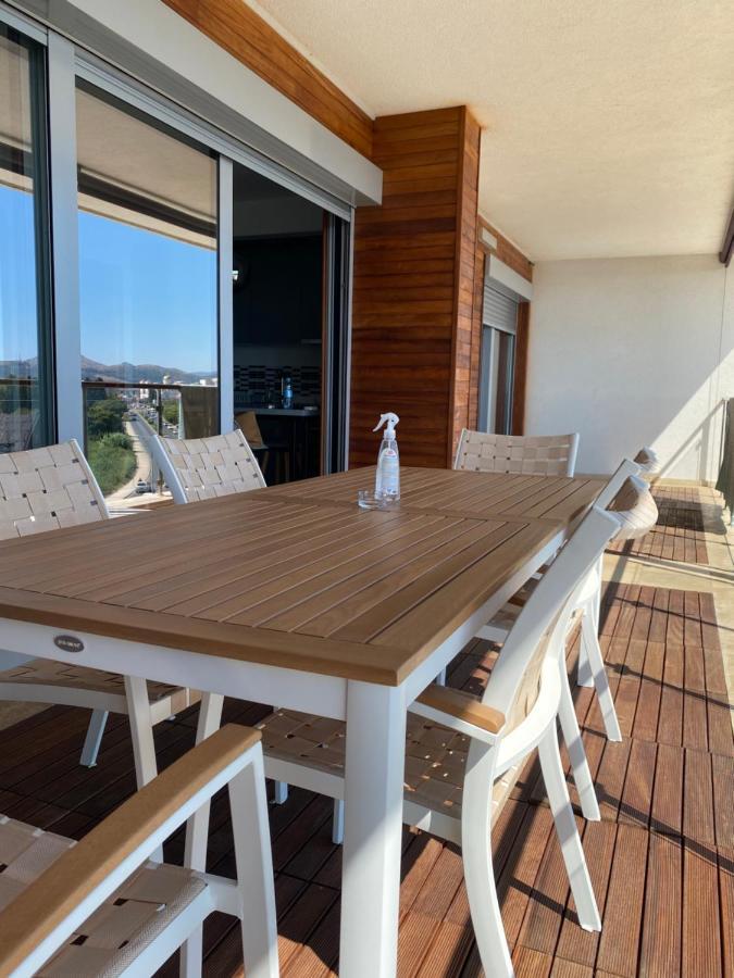 Bitcoin And Ethereum Deluxe Apartments Bar Eksteriør billede