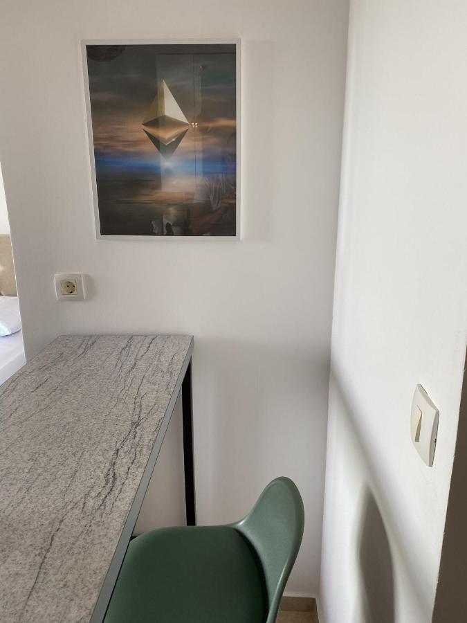Bitcoin And Ethereum Deluxe Apartments Bar Eksteriør billede
